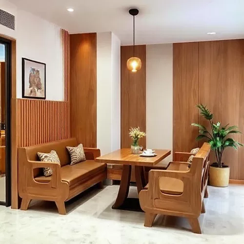 Ruang tamu dengan furniture kayu daur ulang yang ramah lingkungan di Jakarta-kontraktor interior kantor splusa.id Ruang tamu dengan furniture kayu daur ulang yang ramah lingkungan di Jakarta-kontraktor interior kantor splusa.id