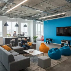 area informal di ruang kerja tim besar-kontraktor interior kantor splusa.id