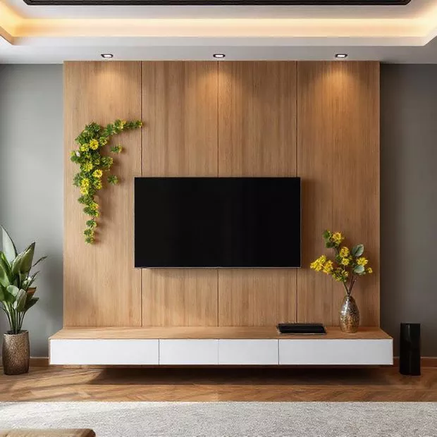 backdrop tv minimalis ruang keluarga dengan panel kayu dan dekorasi tanaman hijau natural backdrop tv minimalis ruang keluarga dengan panel kayu dan dekorasi tanaman hijau natural