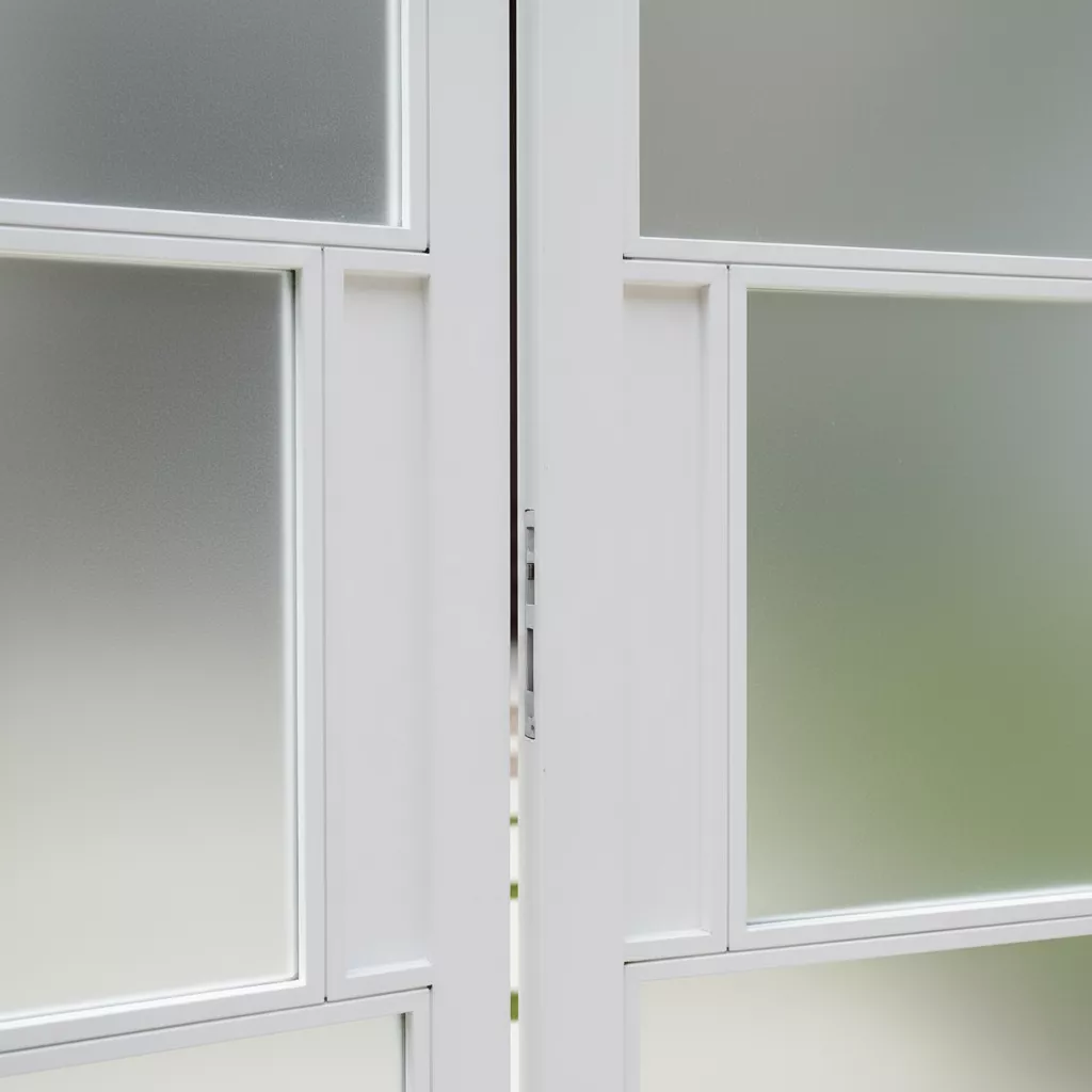 Desain pintu pagar besi lipat minimalis modern tanpa handle-konsultan interior splusa.id